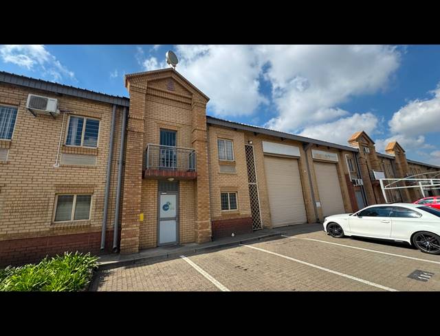 476M² WAREHOUSE TO LET IN LINBRO PARK